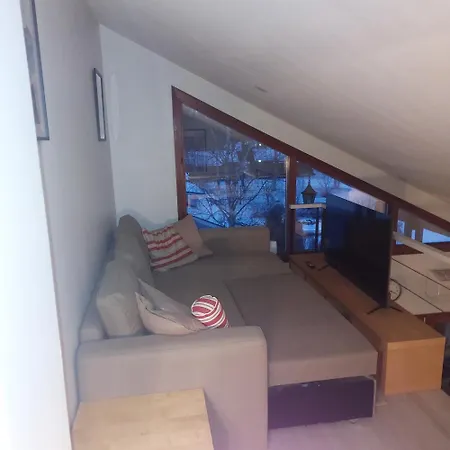 בקתה Tahkonloft טהקובורי